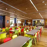 Possenhofen Hostel *