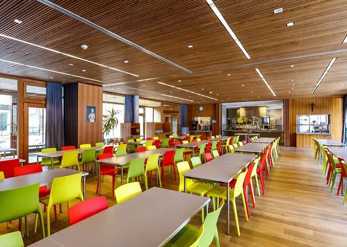 Possenhofen Hostel *